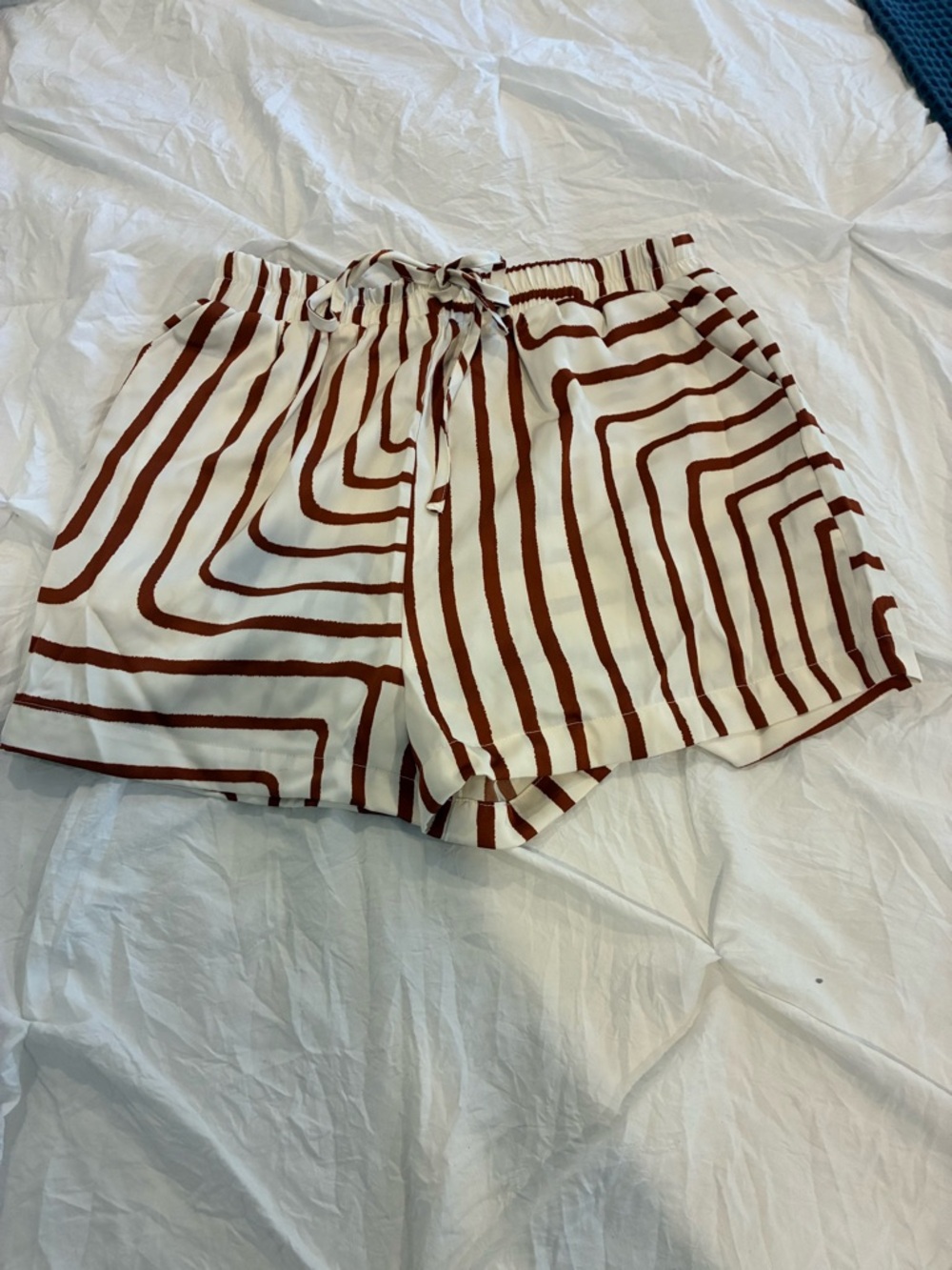 Blu Pepper - Striped Drawstring Women’s Shorts - White & Brown- Med- NWT